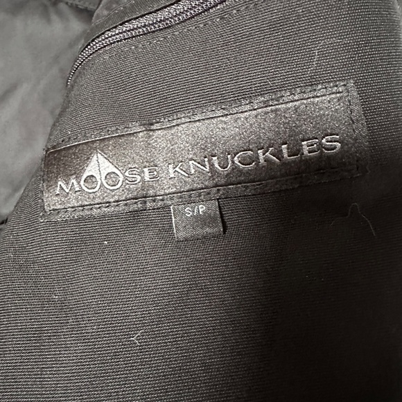 🧥 Moose Knuckles Women’s Cloud Shearling Bomber – Size Small – Brand New! 🧥 - Picture 3 of 4